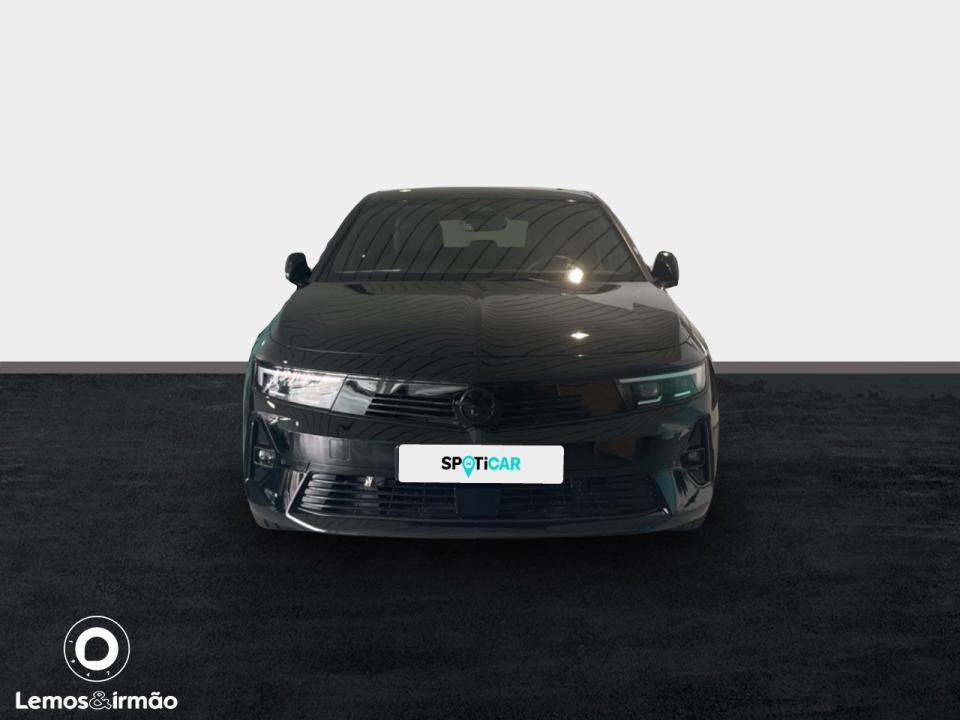 opel-astra-2025-gasolina-1199cc