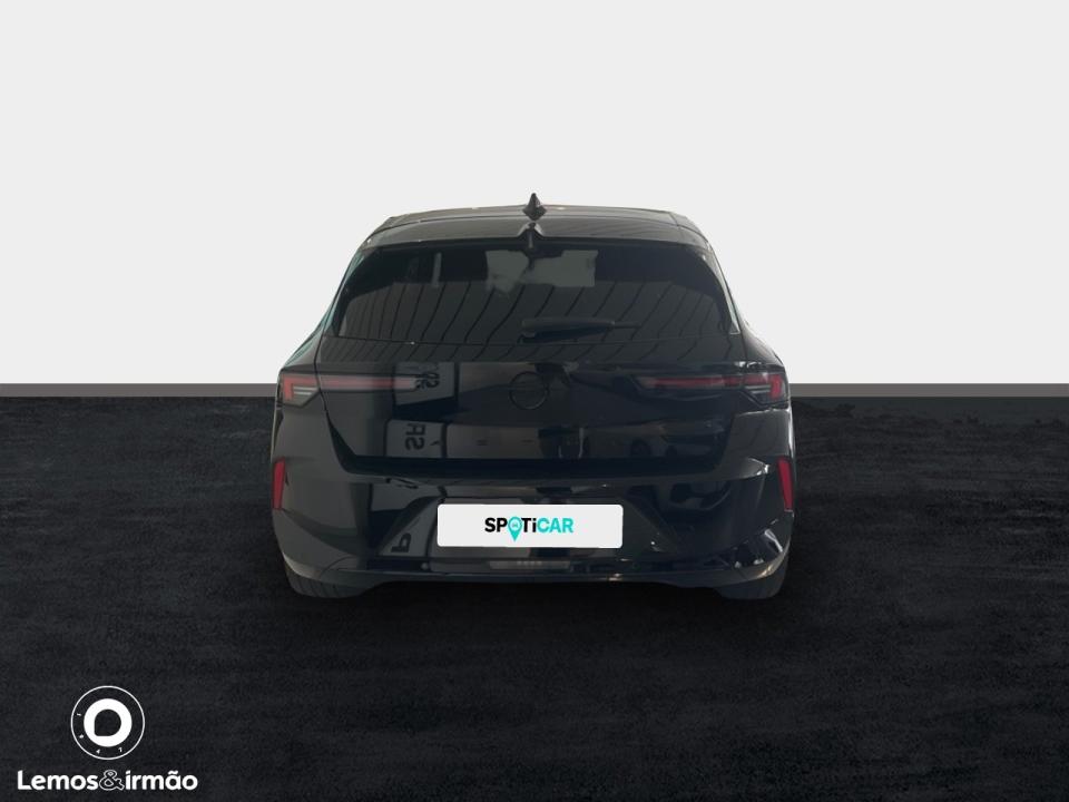 opel-astra-2025-gasolina-1199cc