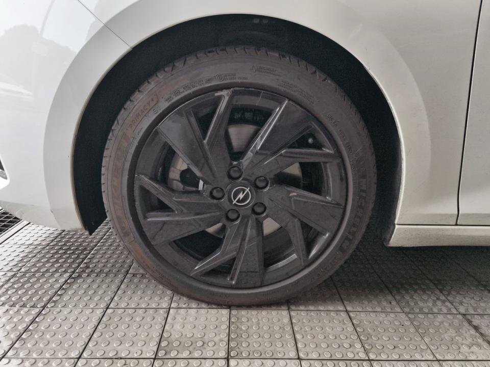 opel-astra-2024-gasolina-1199cc