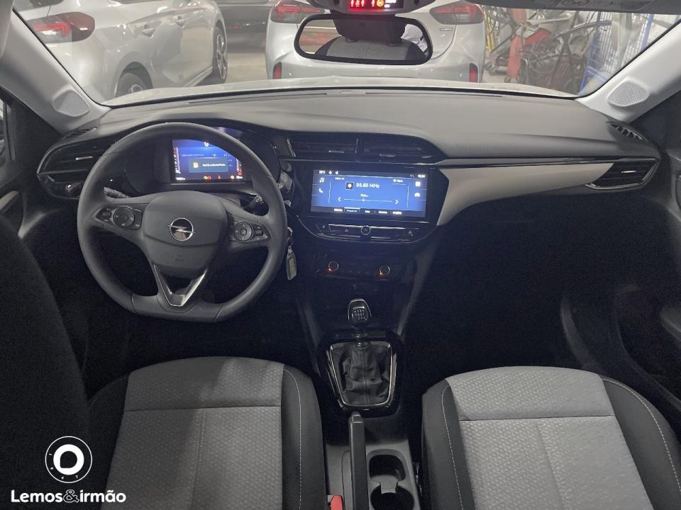 opel-corsa-2025-gasolina-1199cc