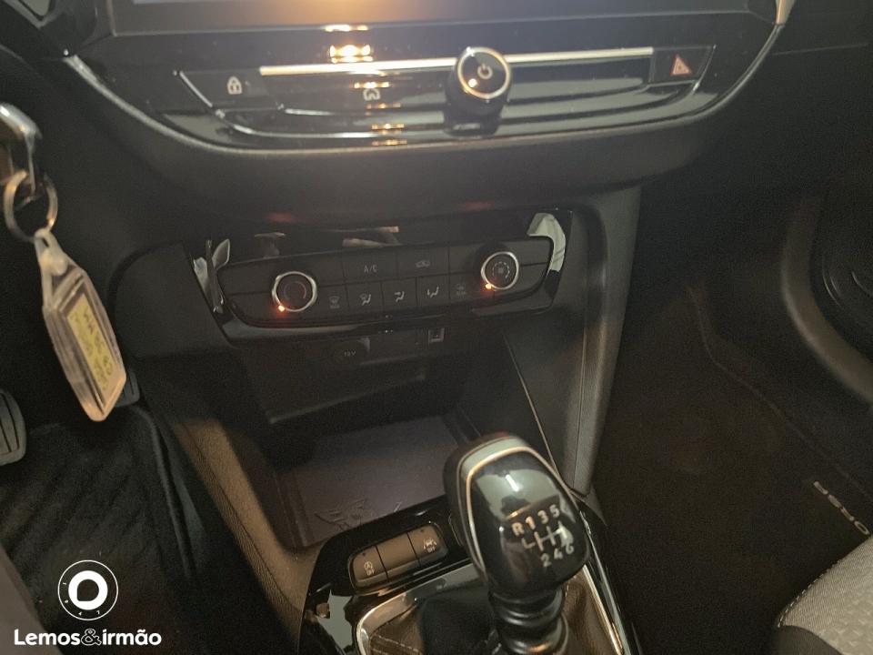 opel-corsa-2025-gasolina-1199cc