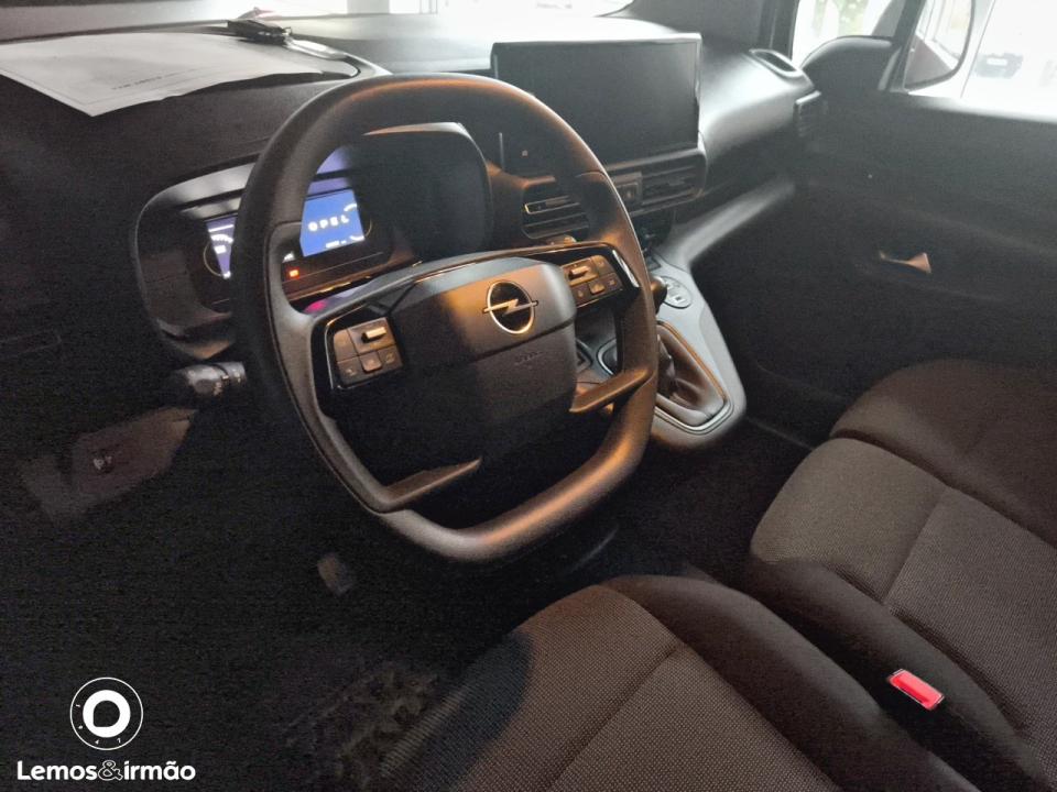 opel-combo-2023-diesel-1499cc