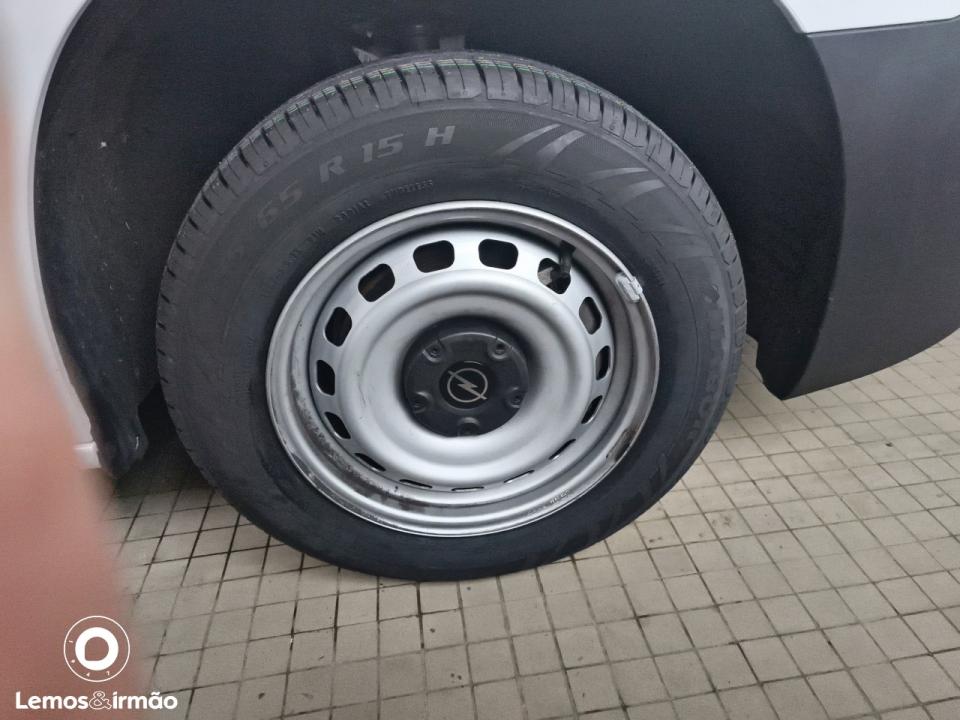 opel-combo-2023-diesel-1499cc