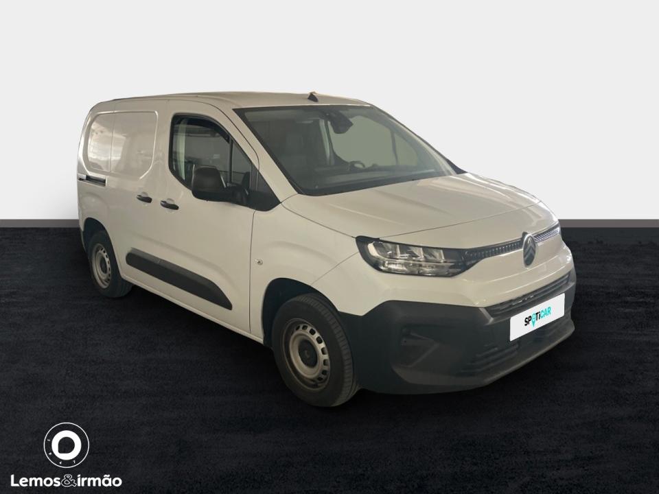 citroen-berlingo-2025-diesel-1499cc