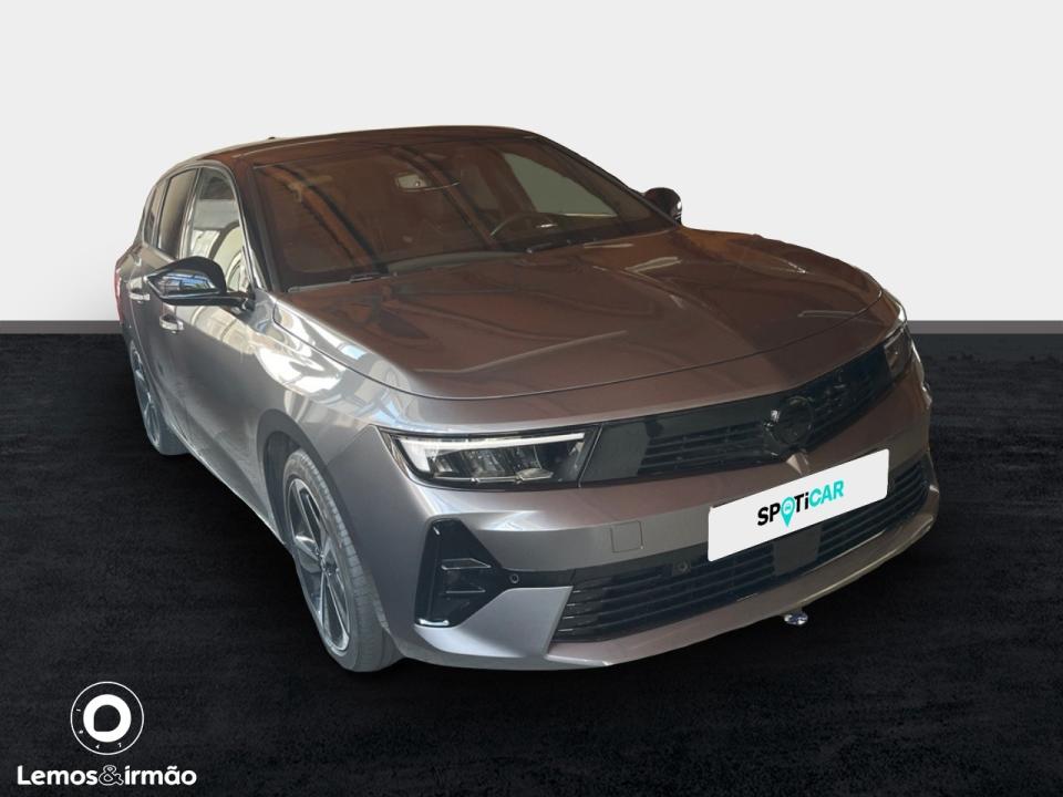 opel-astra-2025-gasolina-1199cc