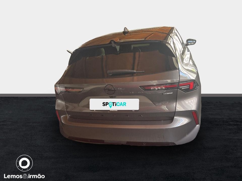 opel-astra-2025-gasolina-1199cc