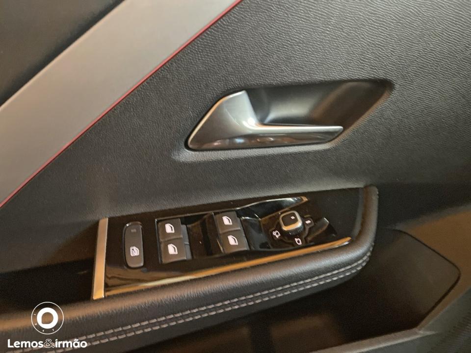 opel-astra-2025-gasolina-1199cc