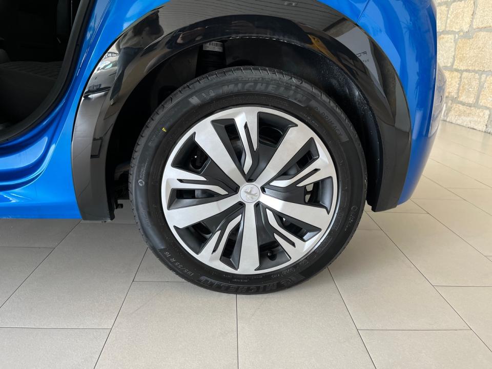peugeot-208-2023-eletrico-0cc