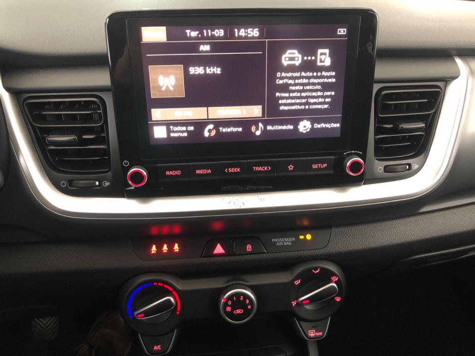 kia-stonic-2024-gasolina-1197cc