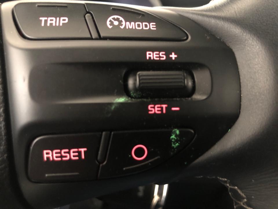 kia-stonic-2024-gasolina-1197cc