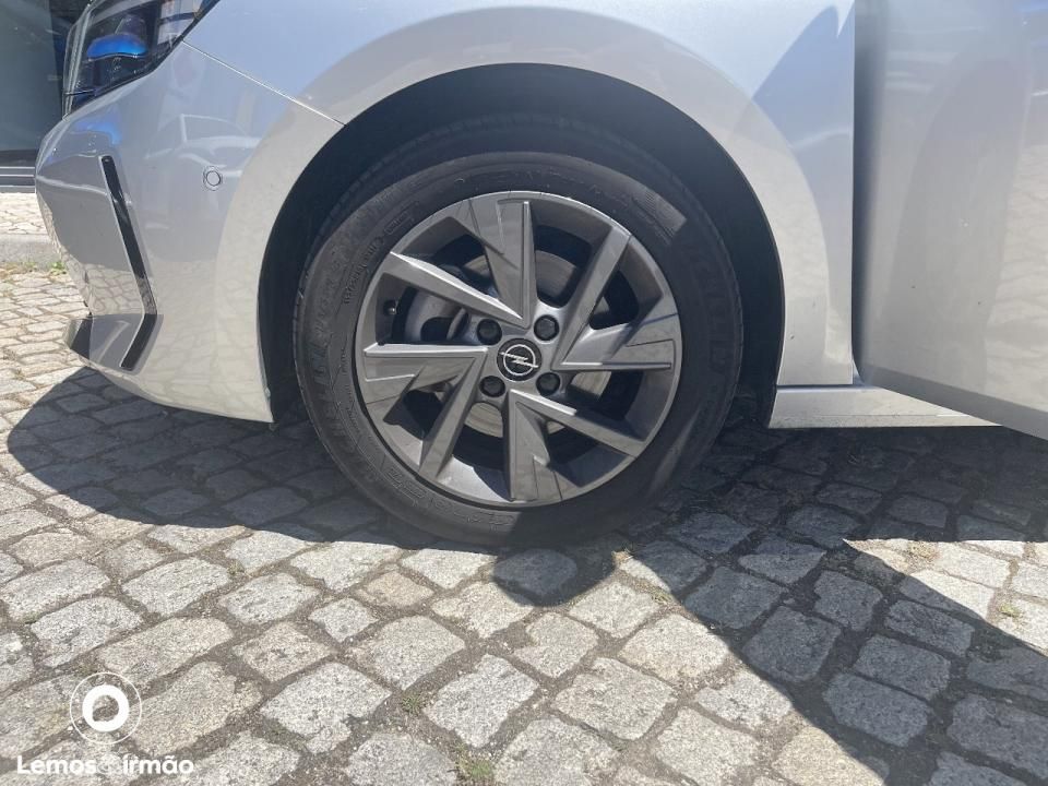 opel-corsa-2025-gasolina-1199cc