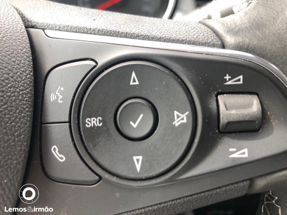 opel-crossland-x-2023-gasolina-1199cc