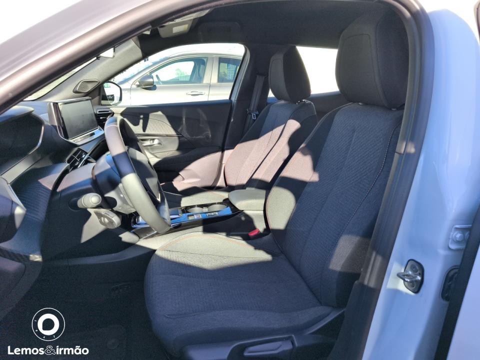peugeot-2008-2025-eletrico-0cc