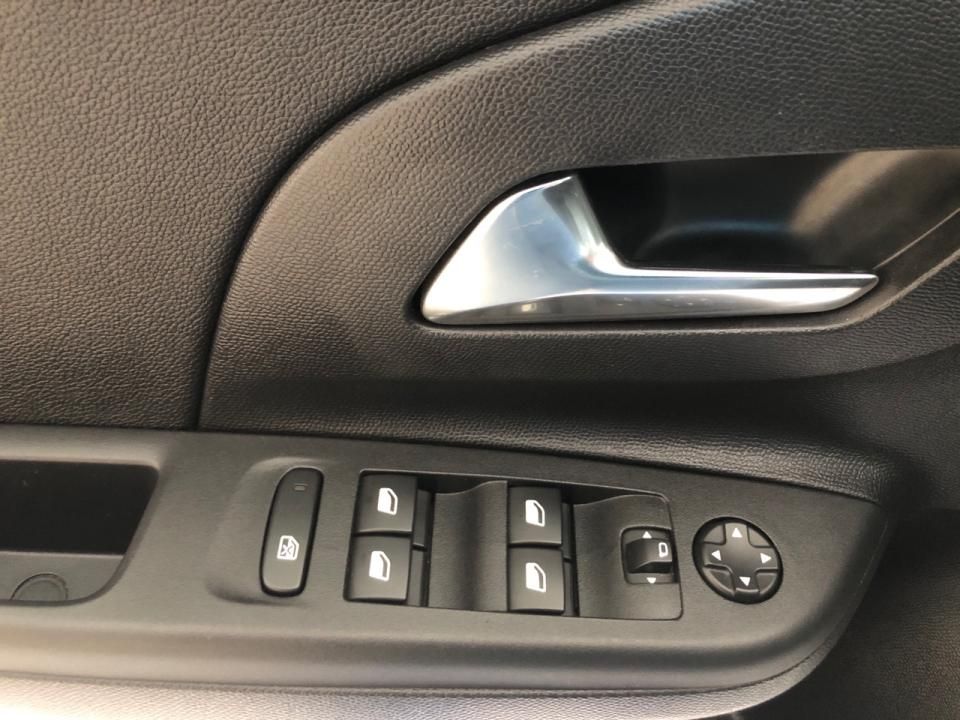 opel-corsa-2023-gasolina-1199cc