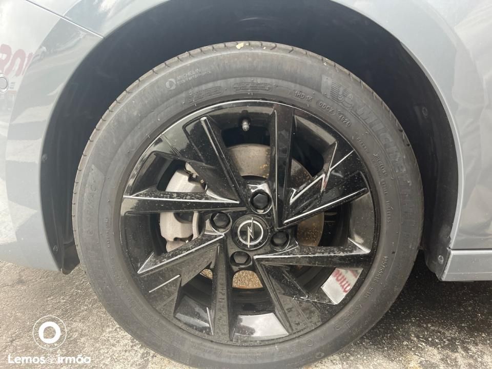 opel-corsa-2025-gasolina-1199cc