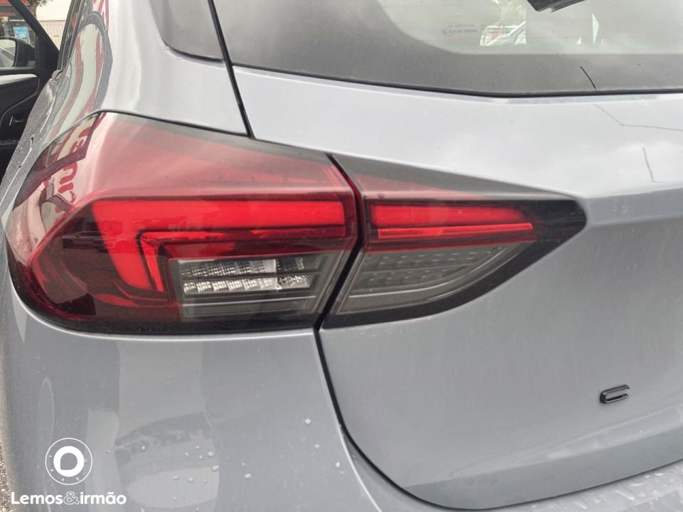 opel-corsa-2025-gasolina-1199cc