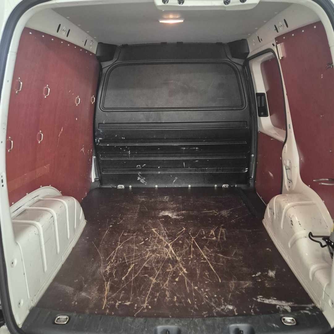 volkswagen-caddy-2016-diesel-1968cc