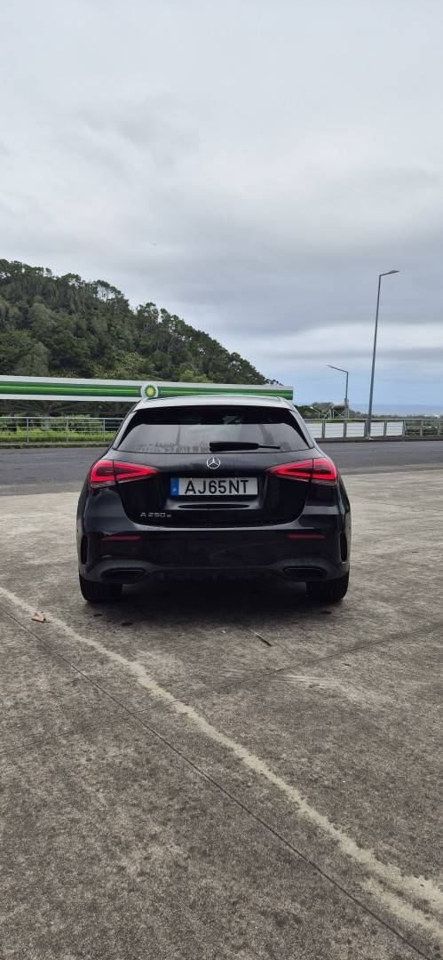 mercedes-benz-classe-a-2021-hibrido-1332cc