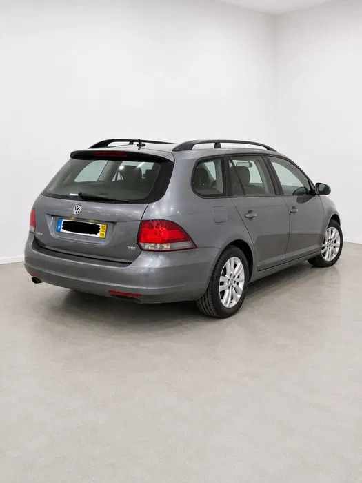 volkswagen-golf-1-6-tdi-2010-diesel-1598cc