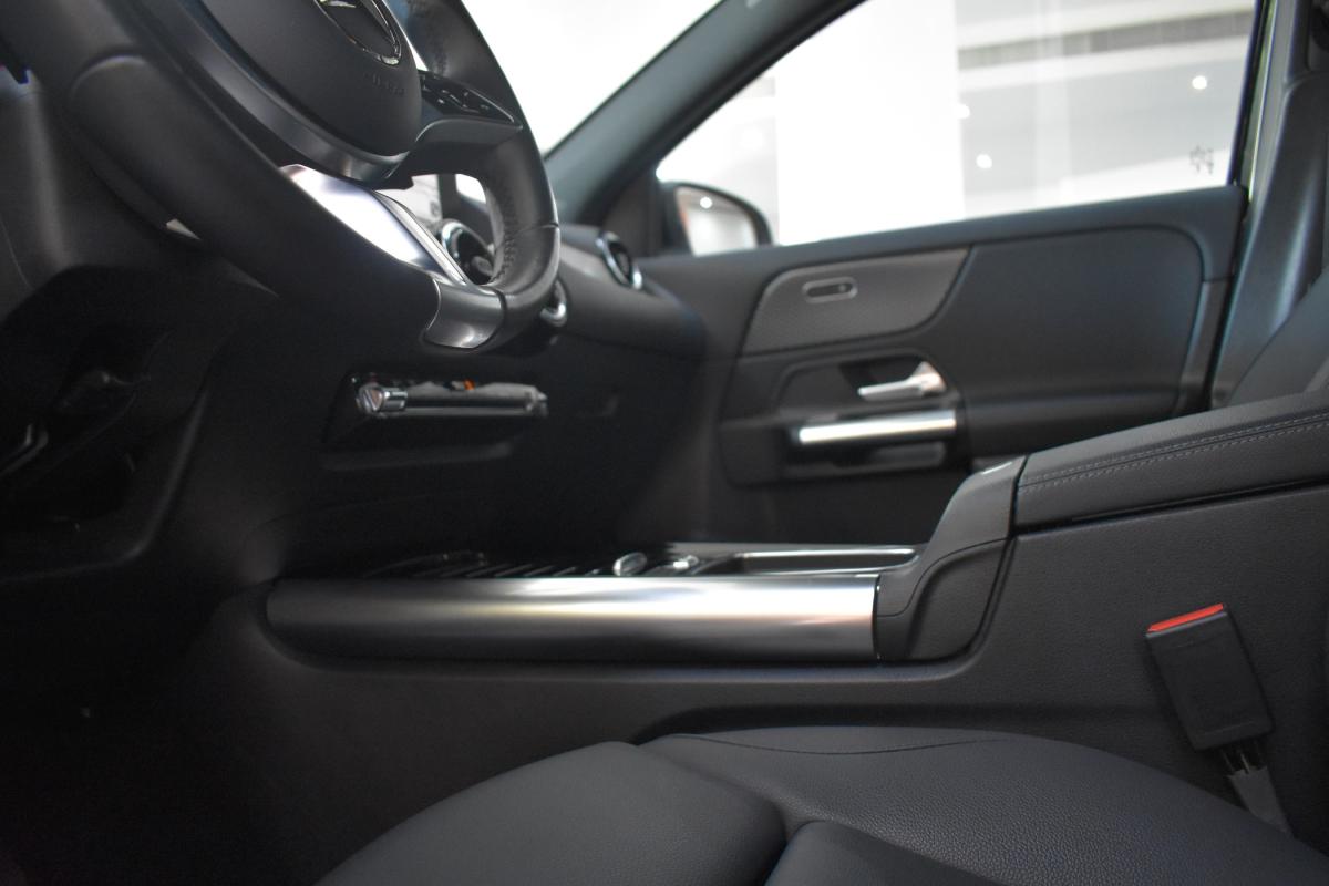mercedes-benz-gla-2024-hibrido-a-gasolina-1332cc