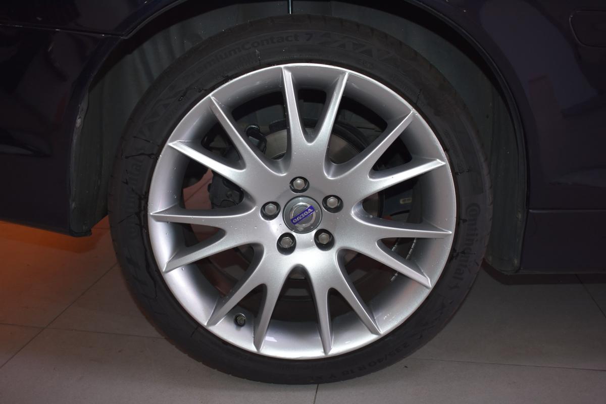 volvo-c70-2008-diesel-2400cc