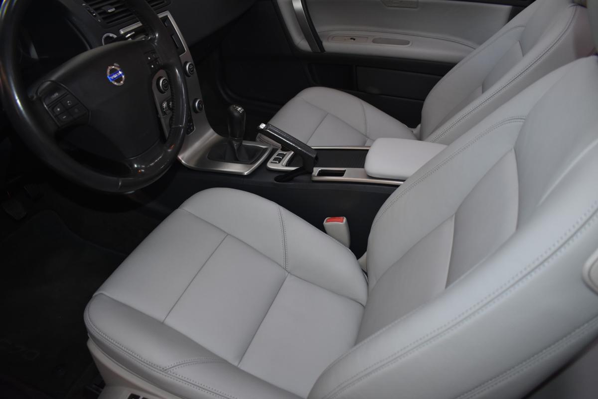 volvo-c70-2008-diesel-2400cc