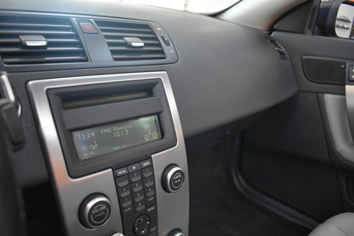 volvo-c70-2008-diesel-2400cc