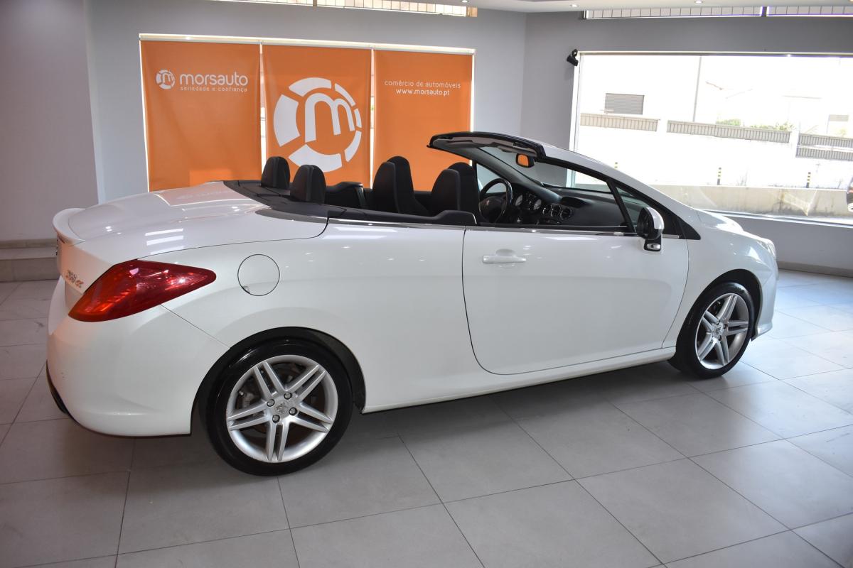 peugeot-308-cc-2011-diesel-1560cc