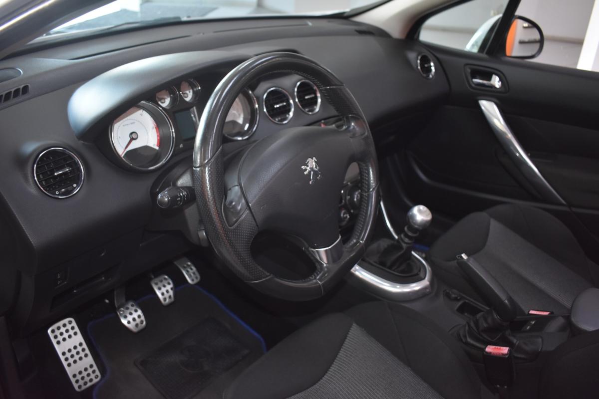 peugeot-308-cc-2011-diesel-1560cc