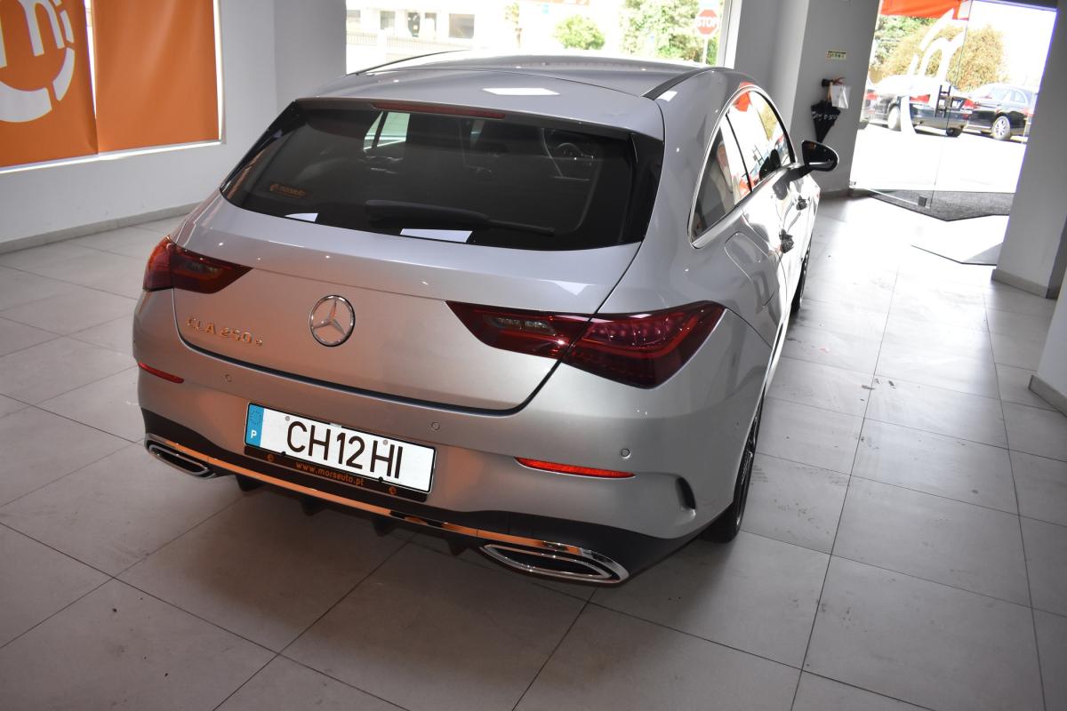 mercedes-benz-cla-2023-hibrido-a-gasolina-1332cc