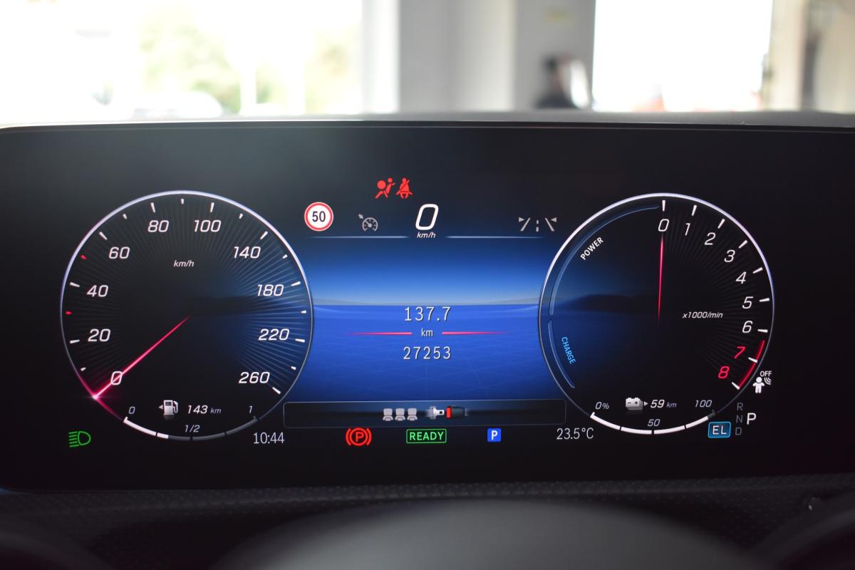 mercedes-benz-cla-2023-hibrido-a-gasolina-1332cc