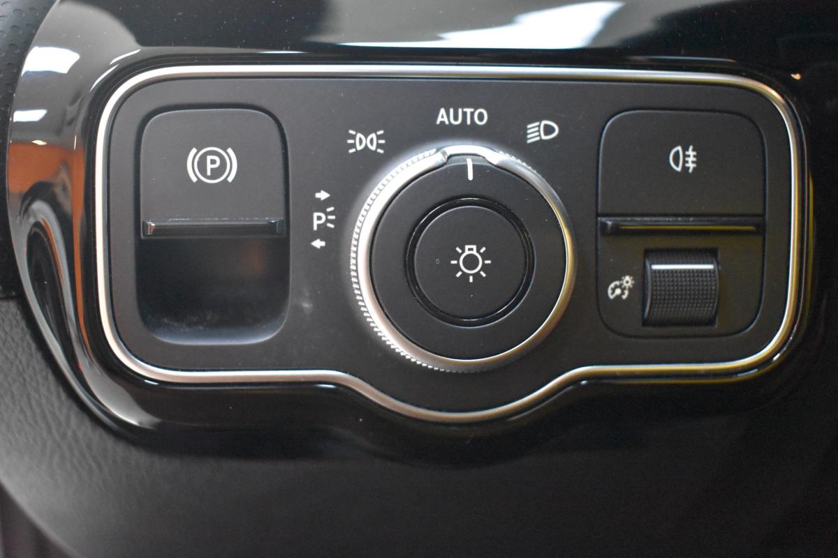 mercedes-benz-cla-2023-hibrido-a-gasolina-1332cc
