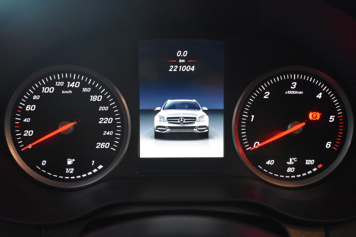 mercedes-benz-classe-c-2016-diesel-2143cc