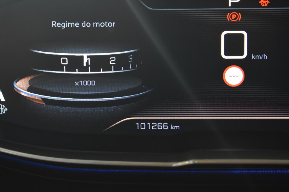 peugeot-3008-2018-diesel-1997cc