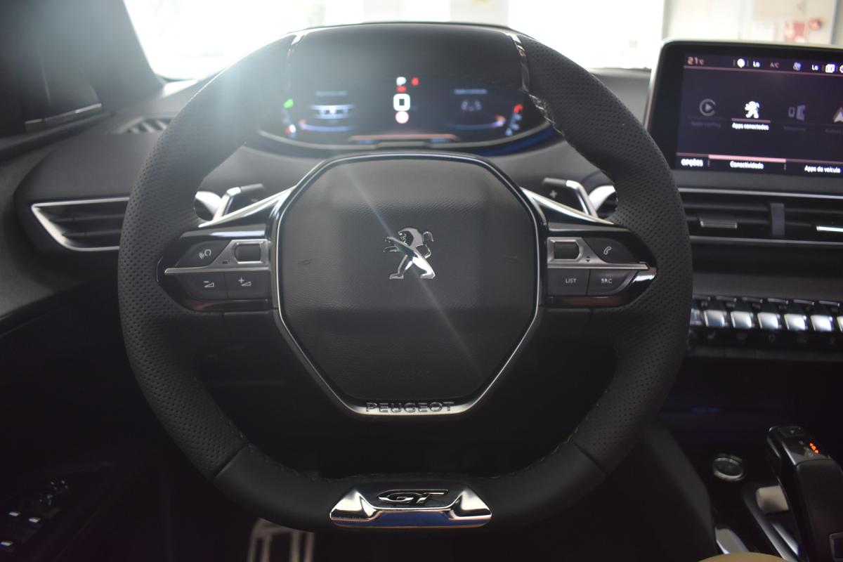 peugeot-3008-2018-diesel-1997cc