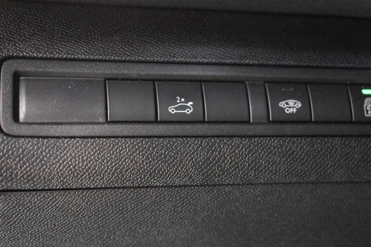 peugeot-3008-2018-diesel-1997cc