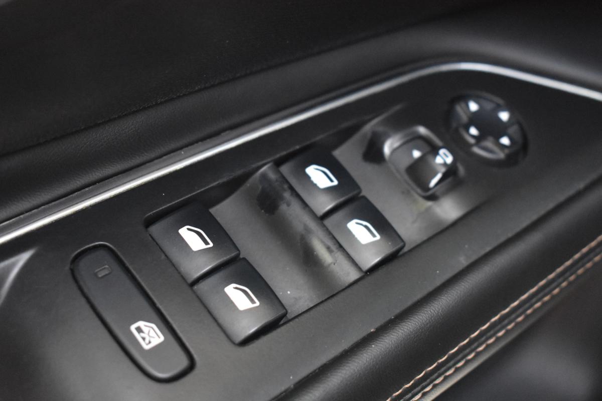 peugeot-3008-2018-diesel-1997cc