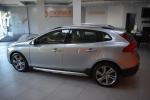 volvo-v40-cross-country-2014-diesel-1560cc