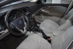 volvo-v40-cross-country-2014-diesel-1560cc