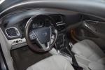 volvo-v40-cross-country-2014-diesel-1560cc