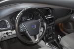 volvo-v40-cross-country-2014-diesel-1560cc