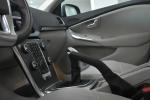 volvo-v40-cross-country-2014-diesel-1560cc