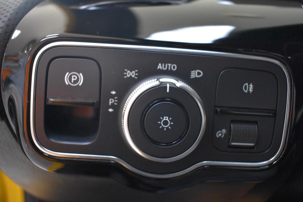 mercedes-benz-classe-a-2020-hibrido-a-gasolina-1332cc