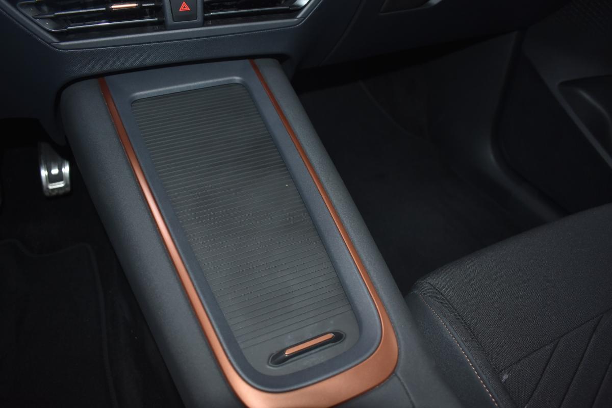 cupra-born-2024-eletrico-0cc