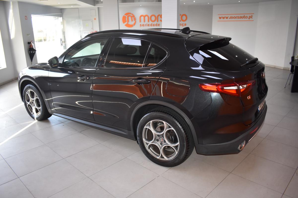 alfa-romeo-stelvio-2018-diesel-2143cc