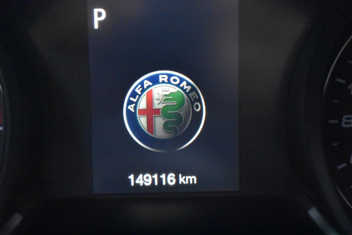 alfa-romeo-stelvio-2018-diesel-2143cc