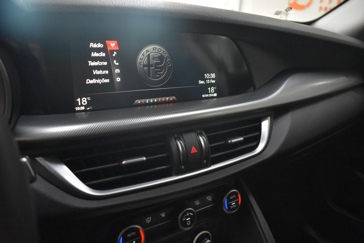 alfa-romeo-stelvio-2018-diesel-2143cc
