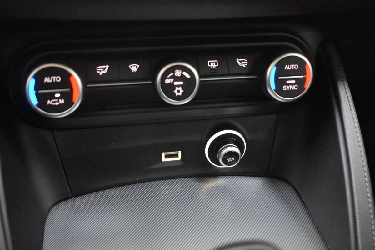 alfa-romeo-stelvio-2018-diesel-2143cc