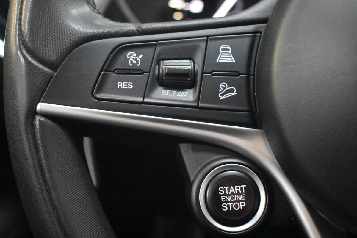 alfa-romeo-stelvio-2018-diesel-2143cc