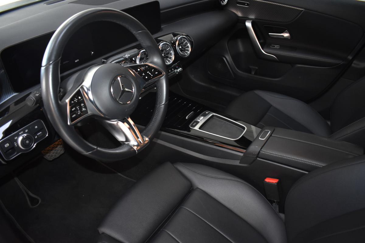 mercedes-benz-classe-a-2024-hibrido-a-gasolina-1332cc